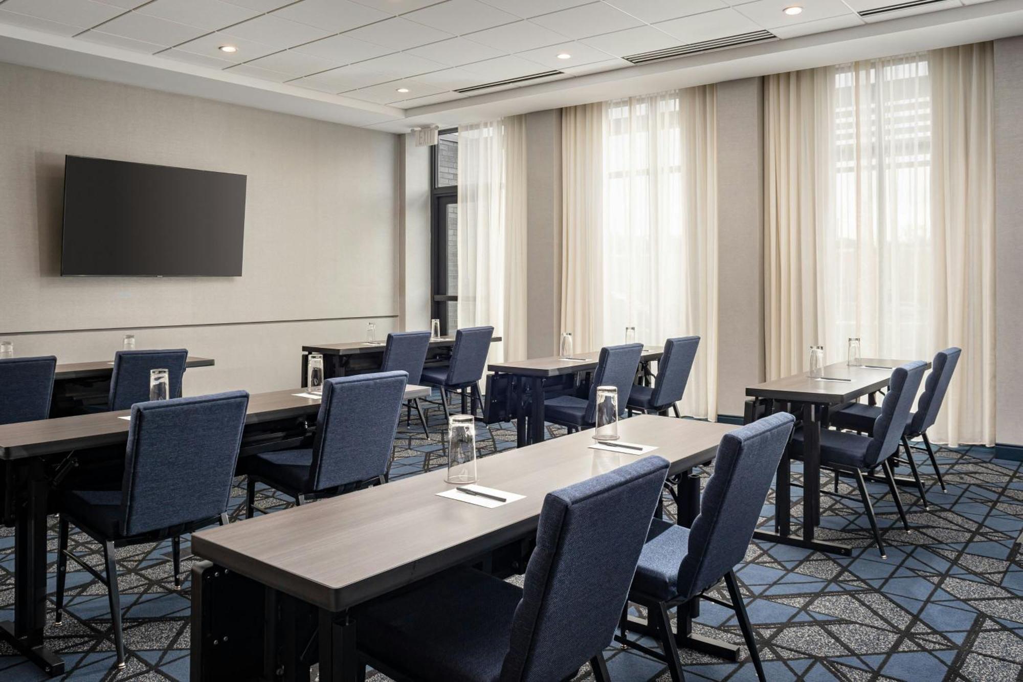 Courtyard By Marriott Cleveland Tn Hotel Екстериор снимка