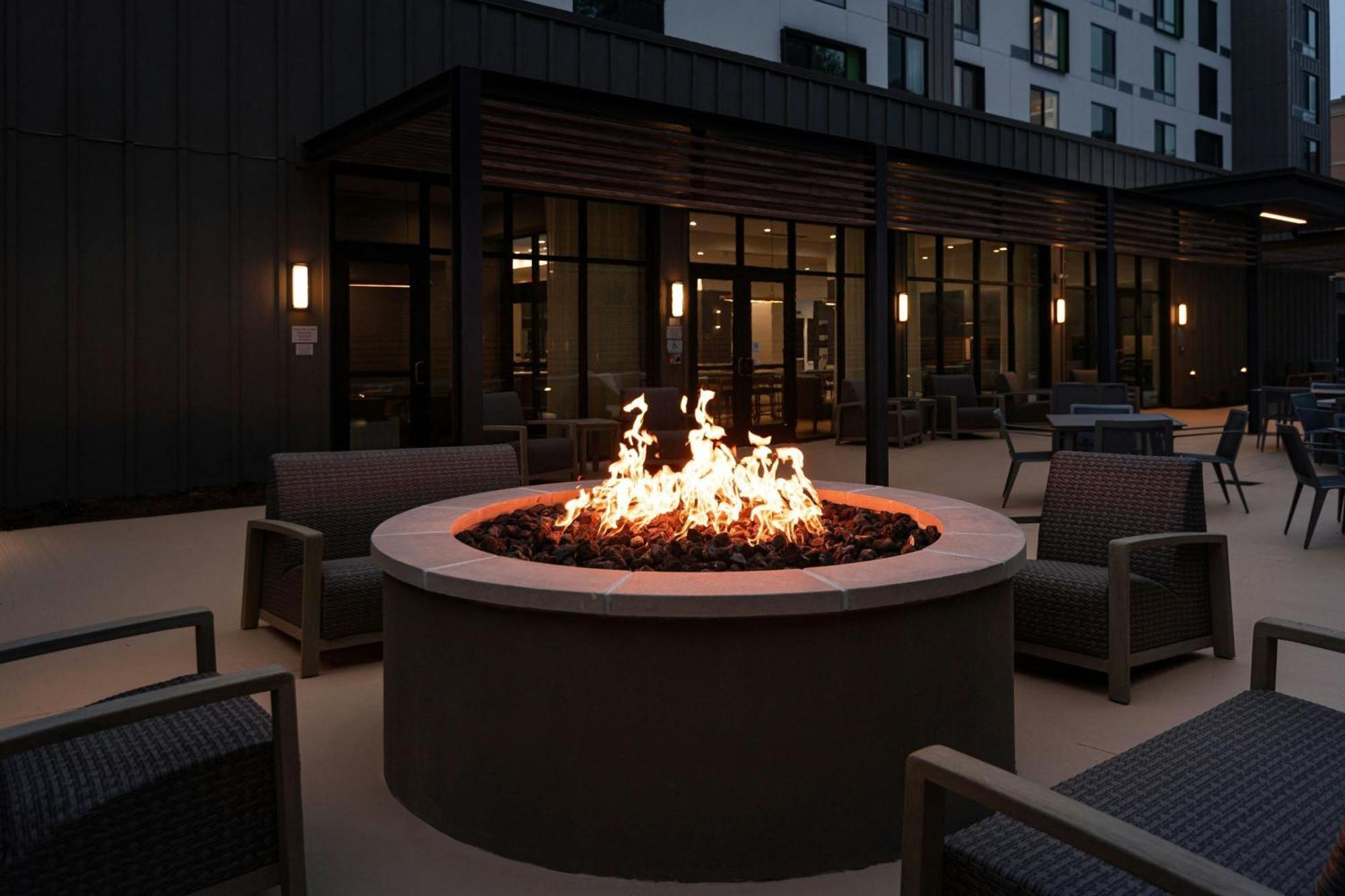 Courtyard By Marriott Cleveland Tn Hotel Екстериор снимка